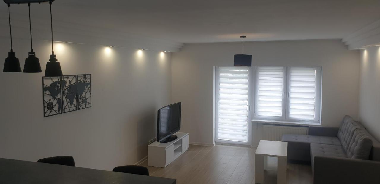 Apartament W Centrum Kielc Z Prywatnym Parkingiem Kielce Eksteriør billede